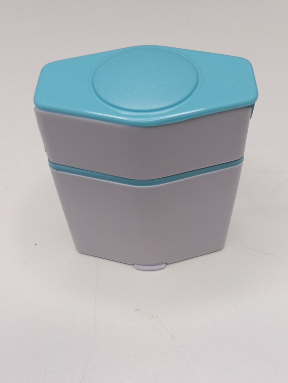 Avon Wellness 3-In-1 Pill Case